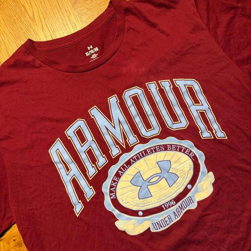 Under Armour 1996 Heritage Graphic T-Shirt XL Burgundy